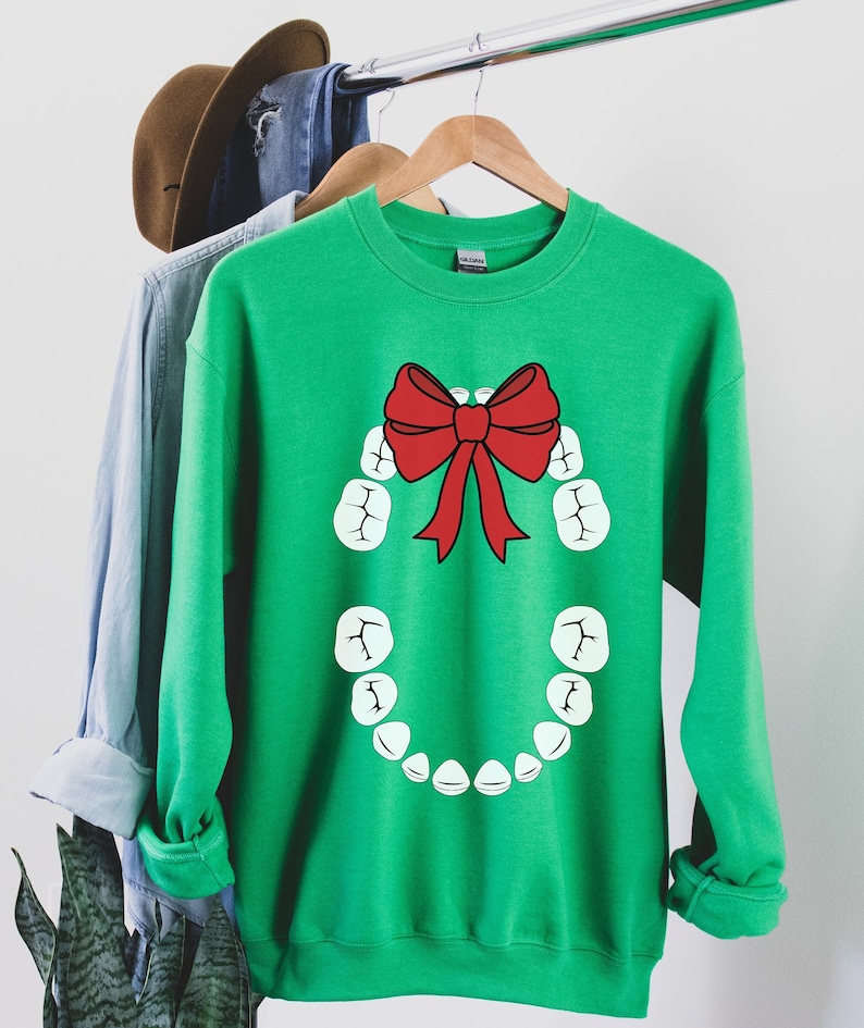Tooth Sweatshirt Oral Surgeon Wreath Sweatshirt Prosthodontist Gift