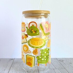 Fall Tea Cottage Glass Tumbler: Autumn Collage Cup with Bamboo Lid
