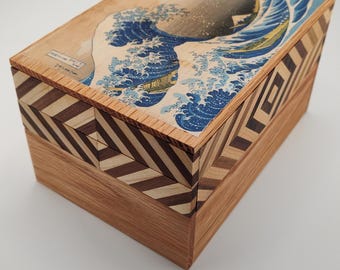 Japanese Puzzle Box: Classic Traditional Wood Block Print Lid, Secret Sliding Panels