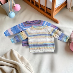 Pull bébé rayé multicolore fait main : tricot acrylique 6-9 mois