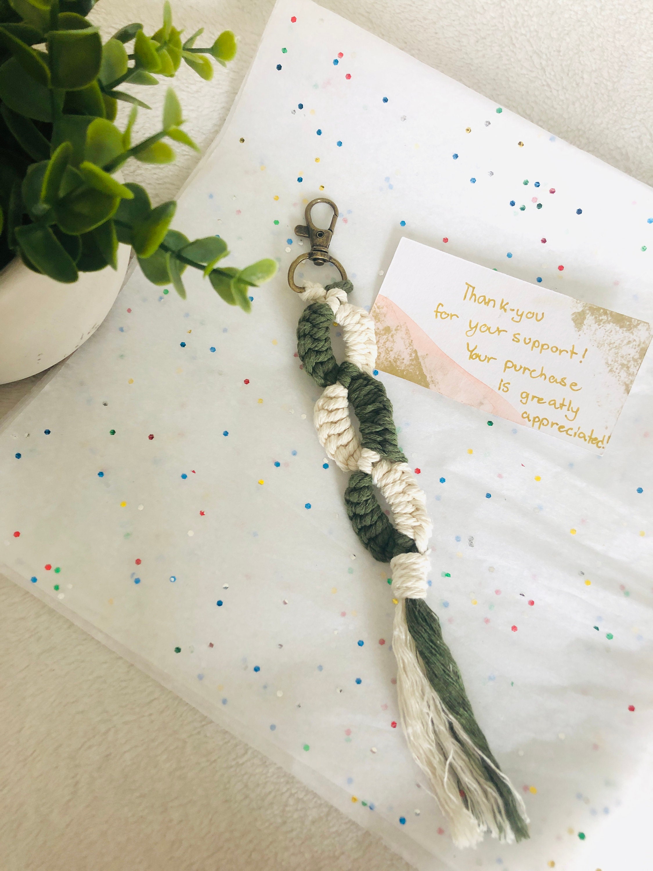 Macramé Keychain Boho Lanyard Multicolored Infinity Macramé Keychain