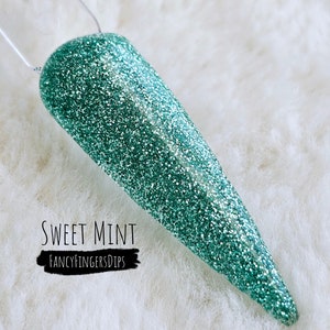 Sweet Mint- Glitter Acrylic Dip Powder