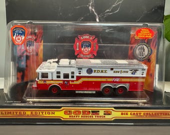 Code 3 Collectibles YANKEES Seagrave Pumper Fire Engine - Fire