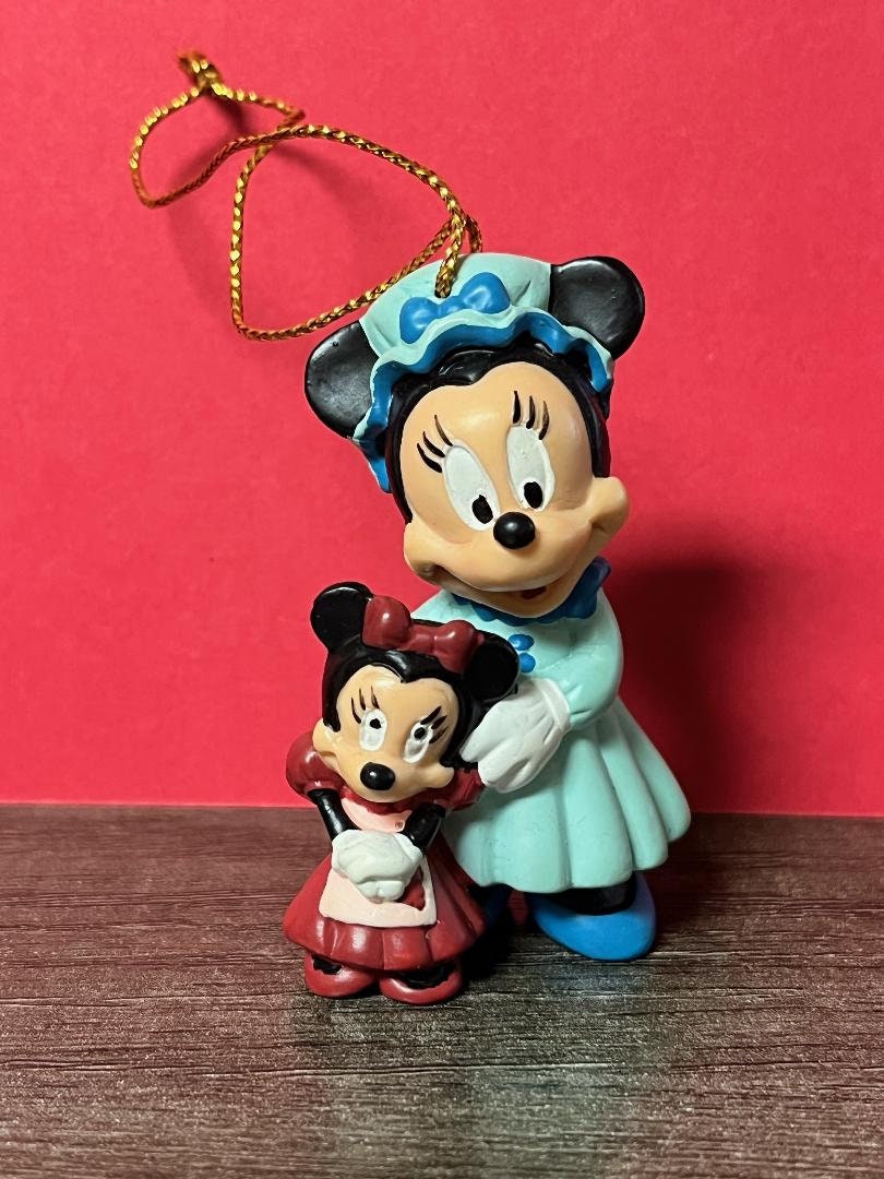 Avon Disney's Mickey's Christmas Carol Ornament Minnie Mouse as