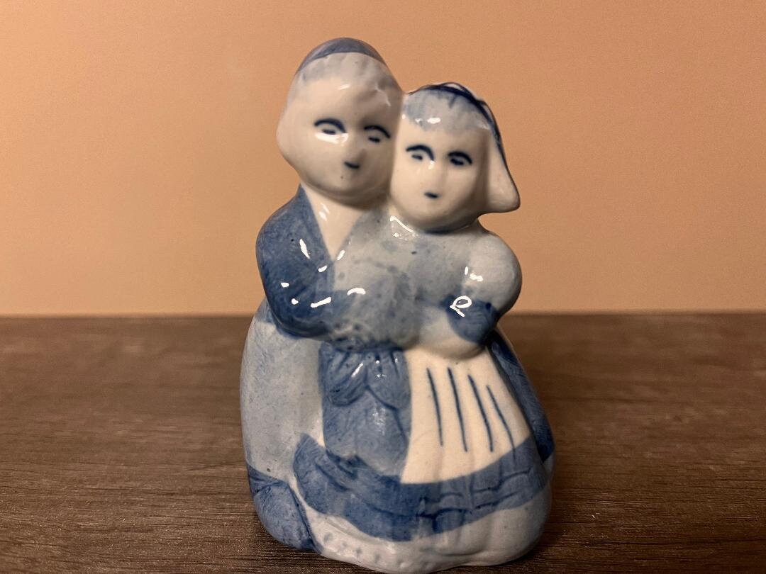 Vintage Delft Blue and White hand painted Boy and Girl "Wedding"
