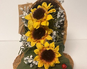 JuDeanna&#39;s Inc Sunflower Music Box Originals &quot;Sound of Music&quot;