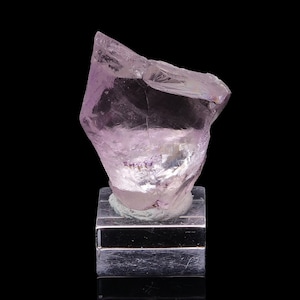 Fluorite from the United States 35 grams Collectible minerals