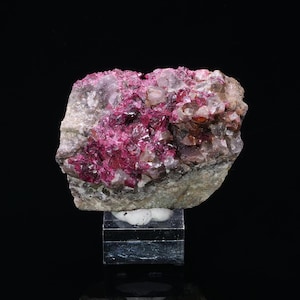 Wendwilsonite from Bou Azzer in Morocco 35 grams Collectible minerals