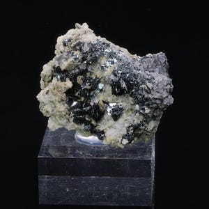 Fluorite and Hematite from the south face of the Droites Massif du Mont-Blanc in France 75 grams Collectible minerals