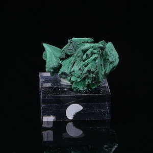 Malachite from Katanga DR Congo 15 grams Collectible minerals