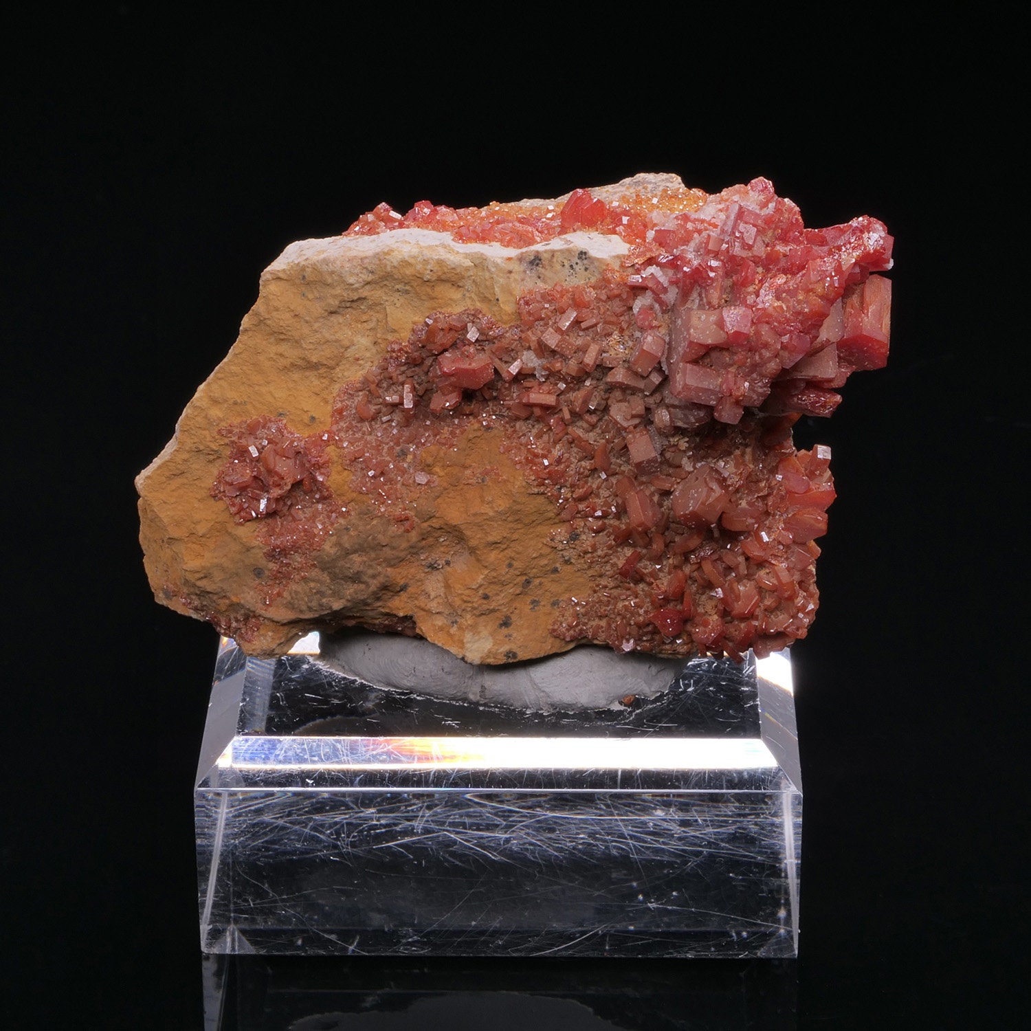 バナディナイト モロッコ 100 グラム 収集用鉱物 - Etsy 日本