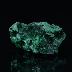 Malachite from Katanga DR Congo 25 grams Collectible minerals