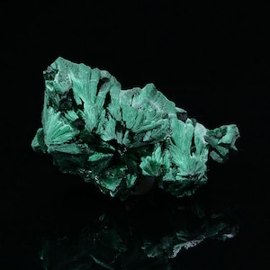 Malachite from Katanga DR Congo 30 grams Collectible minerals