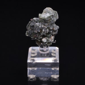 Garnet on Clinochlore Diakon Mali 20 grams Collectible minerals