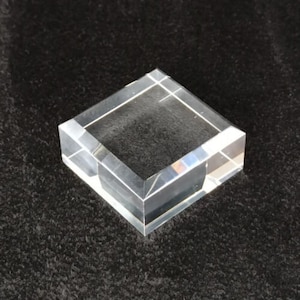 Acrylbasis 40 x 40 x 20 mm zur Sammlung