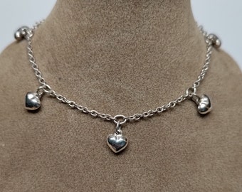 Vintage sweet little sterling silver chain bracelet with 5 dangling heart charms, adjustable chain length