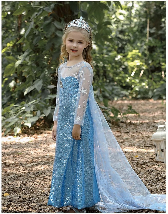 Elsa dress top with long train