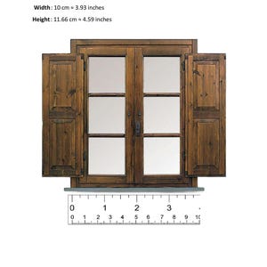Puede incluir: Un par de ventanas de doble hoja de madera con contraventanas. Las ventanas están cerradas y las contraventanas están abiertas. Las ventanas miden 10 cm de ancho y 11,66 cm de alto.