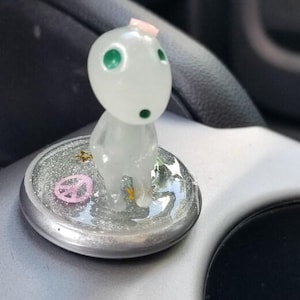 Alien Dashboard Pets