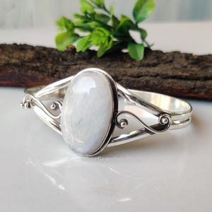 Brazalete de piedra lunar con destellos arcoíris: brazalete bohemio ajustable de plata de ley 925