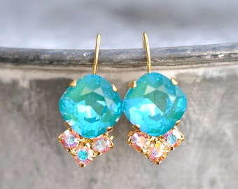 Boucles d'oreilles turquoise, Boucles d'oreilles arc-en-ciel, Boucles d'oreilles Swarovski, Sandrine Dangles, Boucles d'oreilles levier, Boucles d'oreilles cluster, Laguna Delite, Cadeau pour elle