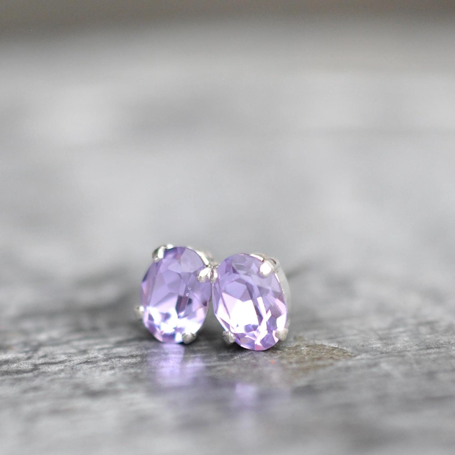 Orecchini in argento placcato platino con ametista lavanda brasiliana