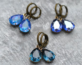 ネイビーブルーのレインボーミッドナイトシマードロップイヤリング