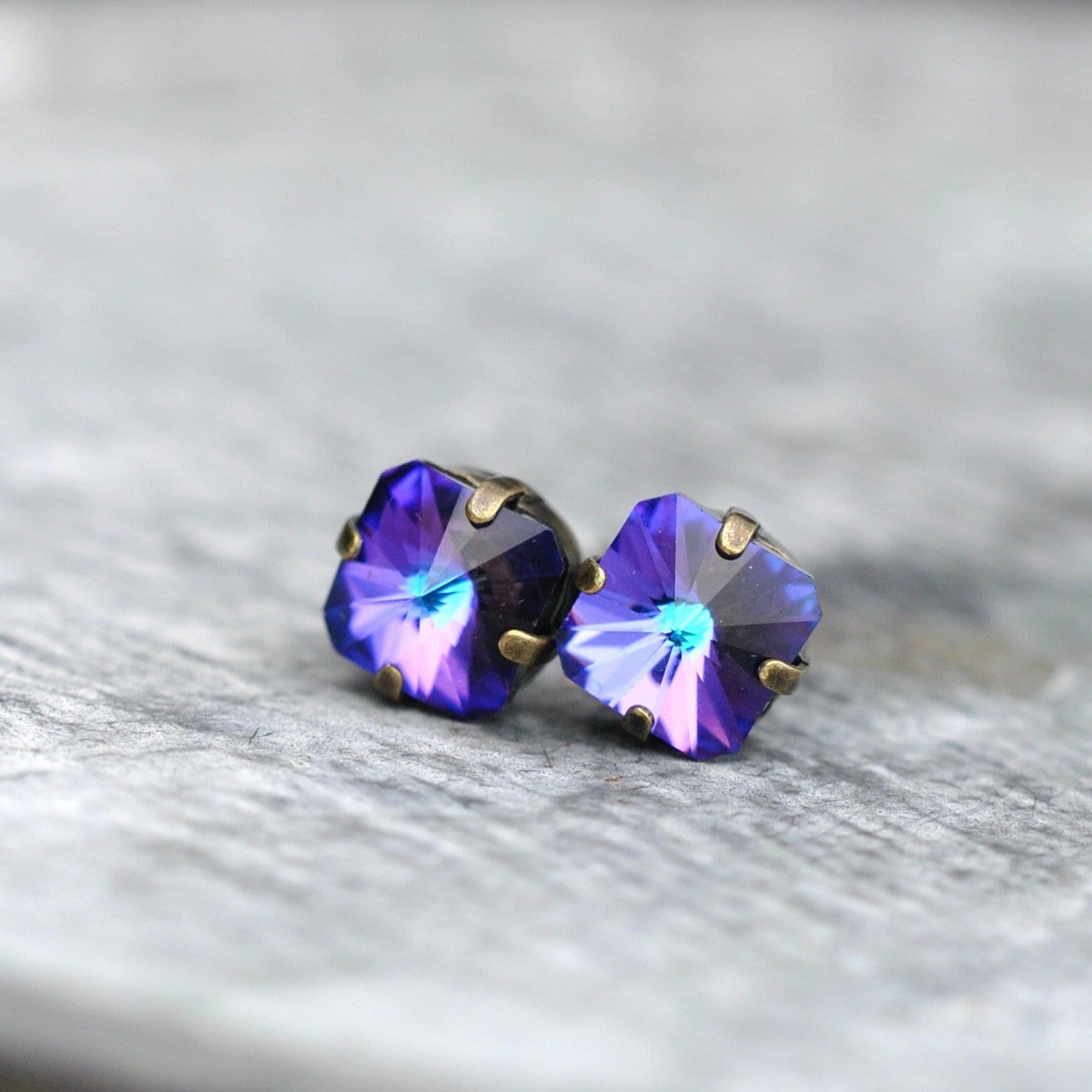 Purple Blue rainbow, Purple Studs, Vintage Purple Earrings, Made with Swarovski, Heliotrope, Purple Rainbow Studs, 8mm, Crystal Studs, Gift