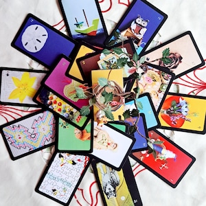 In My Garden Lenormand Deck: Colorful Inspiration, 36 Cards
