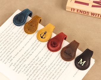 Personalized magnetic leather bookmark, customized leather name bookmark, reader gift, gift for book lovers