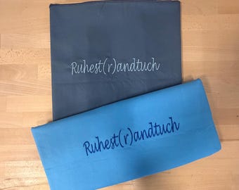 Embroidered towel for retirement - a sustainable gift idea for women and men - microfiber, 160 x 80 cm