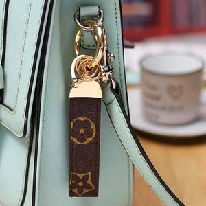 luxury premium keychain brown leather gold