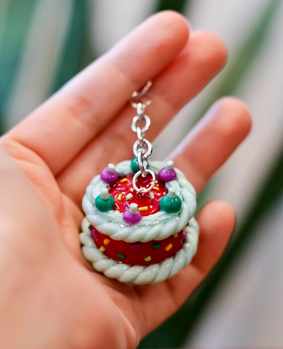 Cake keyring deals