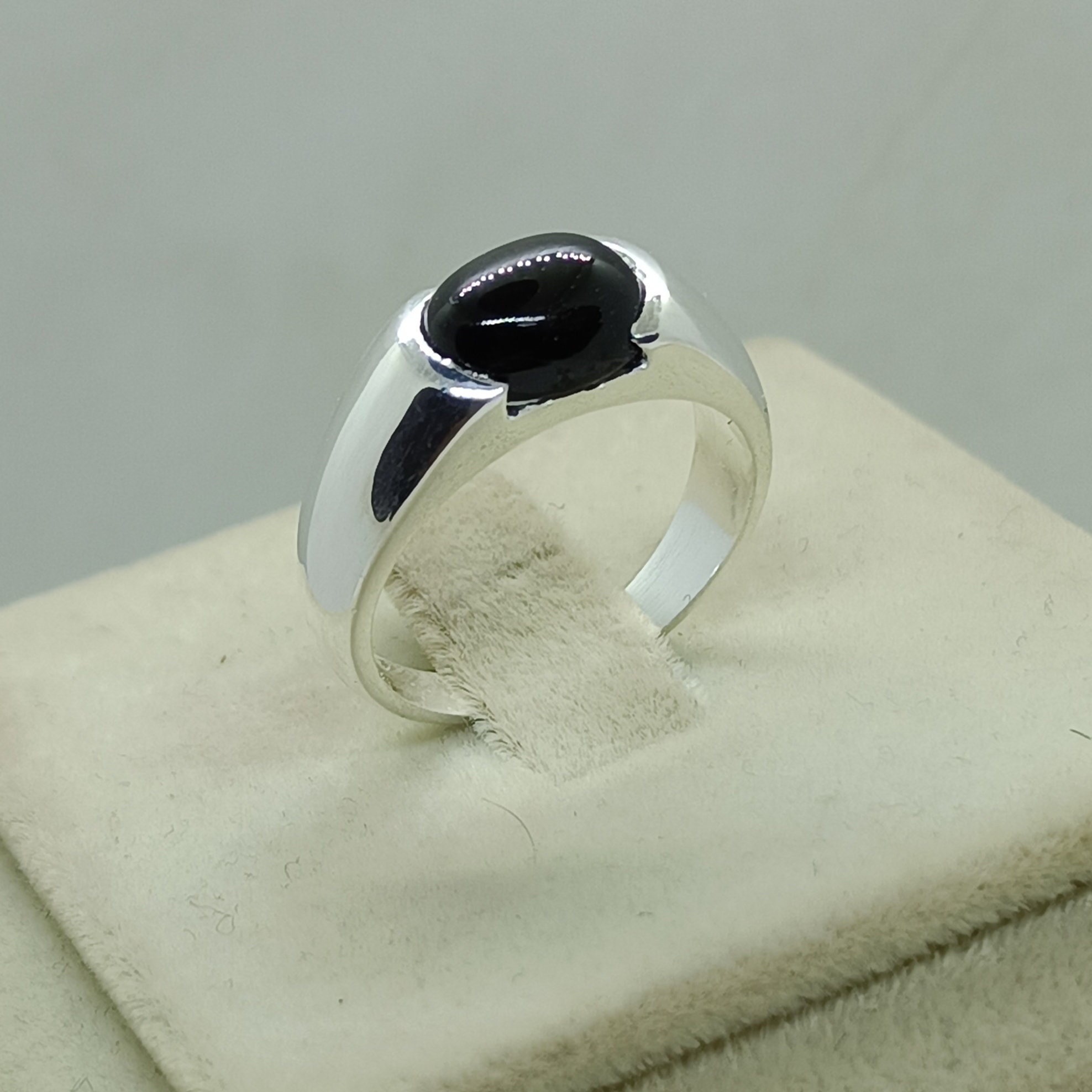 ブラックスターダイオプサイドメンズリング：オーバルカボション、925