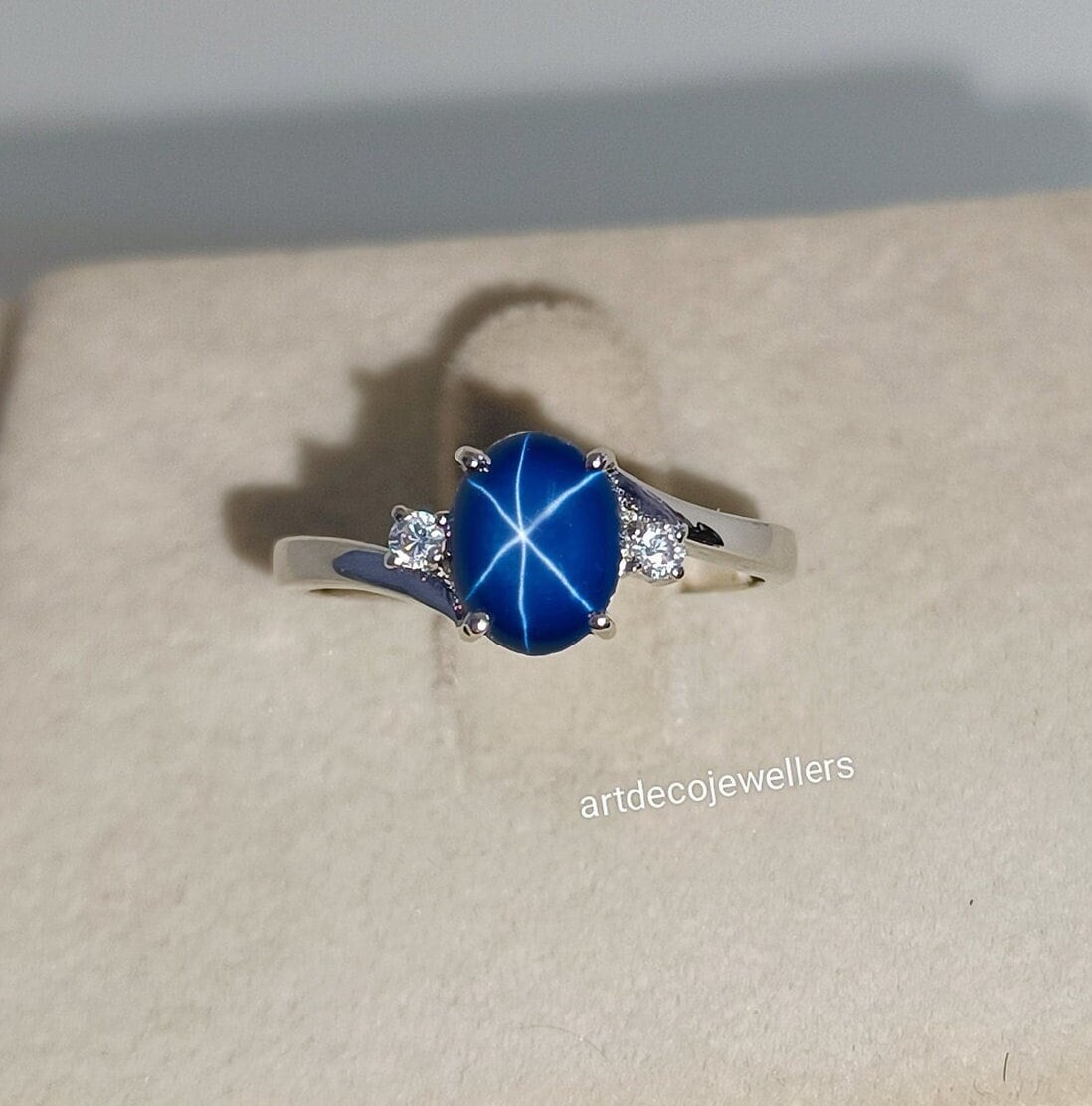 Vintage Blue Star Sapphire Ring, Blue Lindy Star Ring, 6 Rays Star, 6×8mm Oval Cabochon Gemstone, Star Gemstone, Gift for Her
