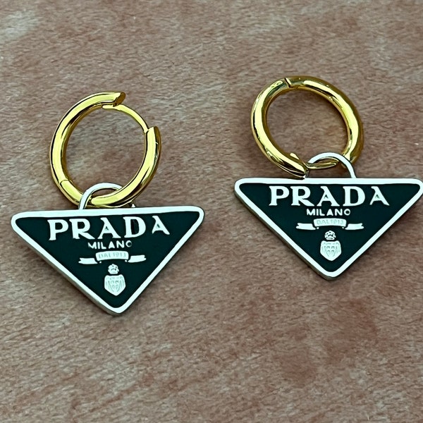 Prada Two Tone klassische Dreieck Creolen