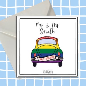 Tarjeta de boda personalizada con arcoíris, orgullo, coche de bodas, nombre y fecha.