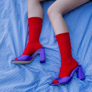 Bunte, einfarbige Socken aus Bio-Baumwolle, weich und atmungsaktiv – Geschenkidee und modisches Accessoire Bild 6
