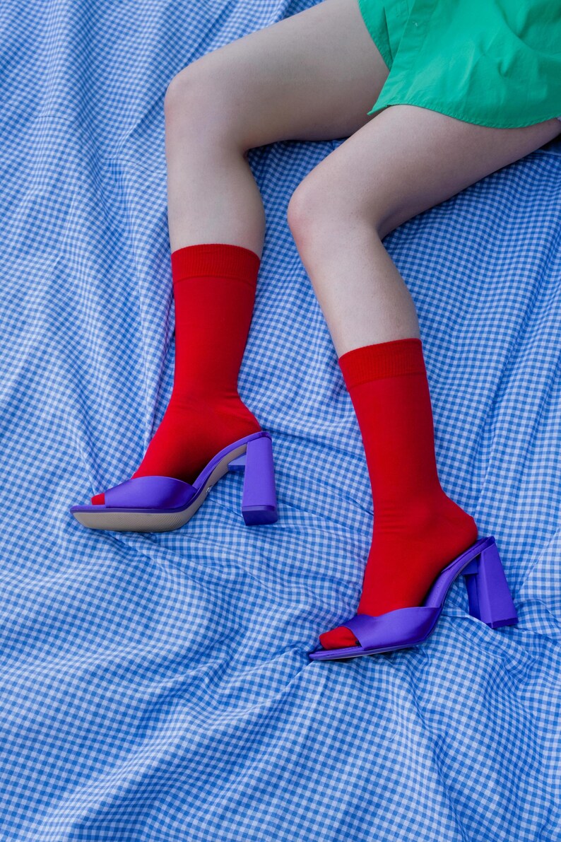 Bunte, einfarbige Socken aus Bio-Baumwolle, weich und atmungsaktiv – Geschenkidee und modisches Accessoire Bild 6