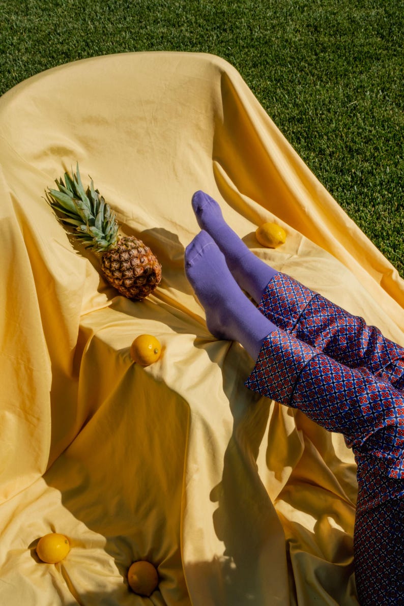 Bunte, einfarbige Socken aus Bio-Baumwolle, weich und atmungsaktiv – Geschenkidee und modisches Accessoire Bild 12