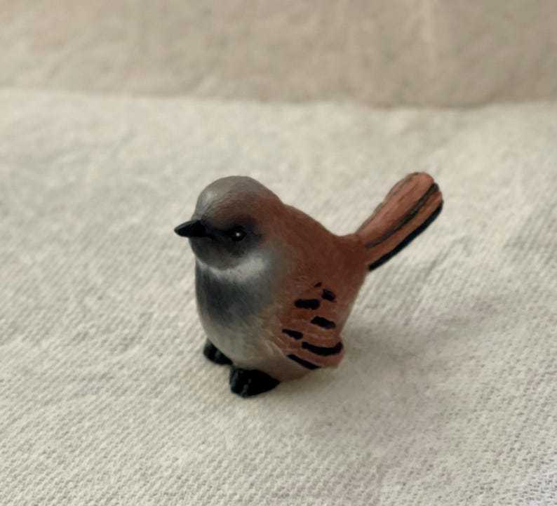 song bird figurines House Sparrow
