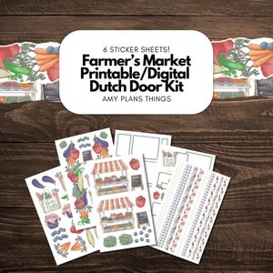 Op de afbeelding: Een set van drie keramische mokken met een gespikkelde, matte afwerking. De mokken zijn in tinten crème, lichtgrijs en donkergrijs. Elke mok heeft een eenvoudig, minimalistisch ontwerp en een afgeronde handgreep. De mokken zijn op elkaar gestapeld.