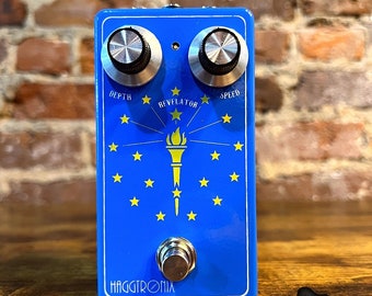 Haggtronix Revelator Vibrato (Indiana Blue)