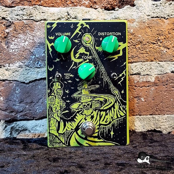 Haggtronix Rotten Sorcerer Green Fuzz Pedal (Glows in the Dark)