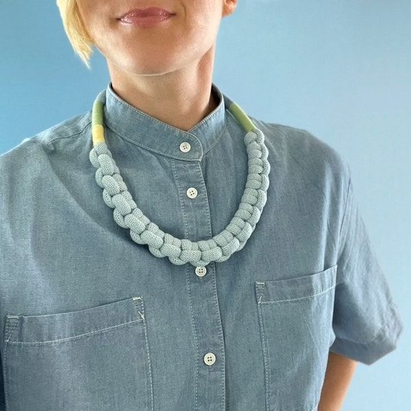 CARAMELLA Necklace in soft and light recycled cotton rope, finished with colored, ecological, hand-knotted embroidery thread.