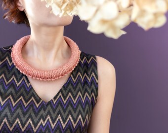 Unique pink lurex rope necklace, bold bold style. An out of the ordinary accessory for those who love to stand out with elegance.