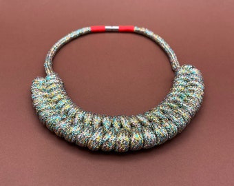 SAVOIARDO Necklace in glitter rope mix of colors, original and eye-catching. Ideal for parties and aperitifs!