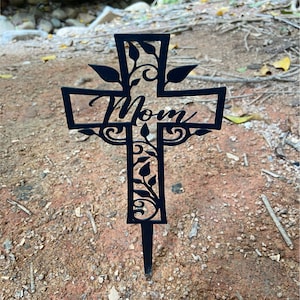 Personalized Metal Memorial Cross Stakes, Custom Name Cross Cemetery Stake, Dad/Mom Grave Marker Sign, Outdoor Garden Stake, Loss of Dad/Mom