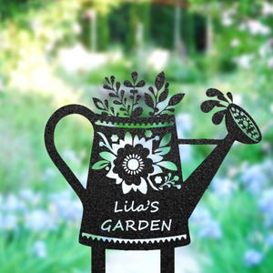 Personalized Watering Can Garden Stake, Custom Garden Name Sign, Metal Watering Can Decoration, Yard Art, Gardener Gift, Housewarming Gift