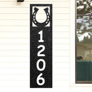Personalisierte Pferdemetalladressplakette, kundenspezifische Hufeisenzahl-Verandaadresse, Adressnummer-Metallwandkunst, Geschenk für Pferdeliebhaber